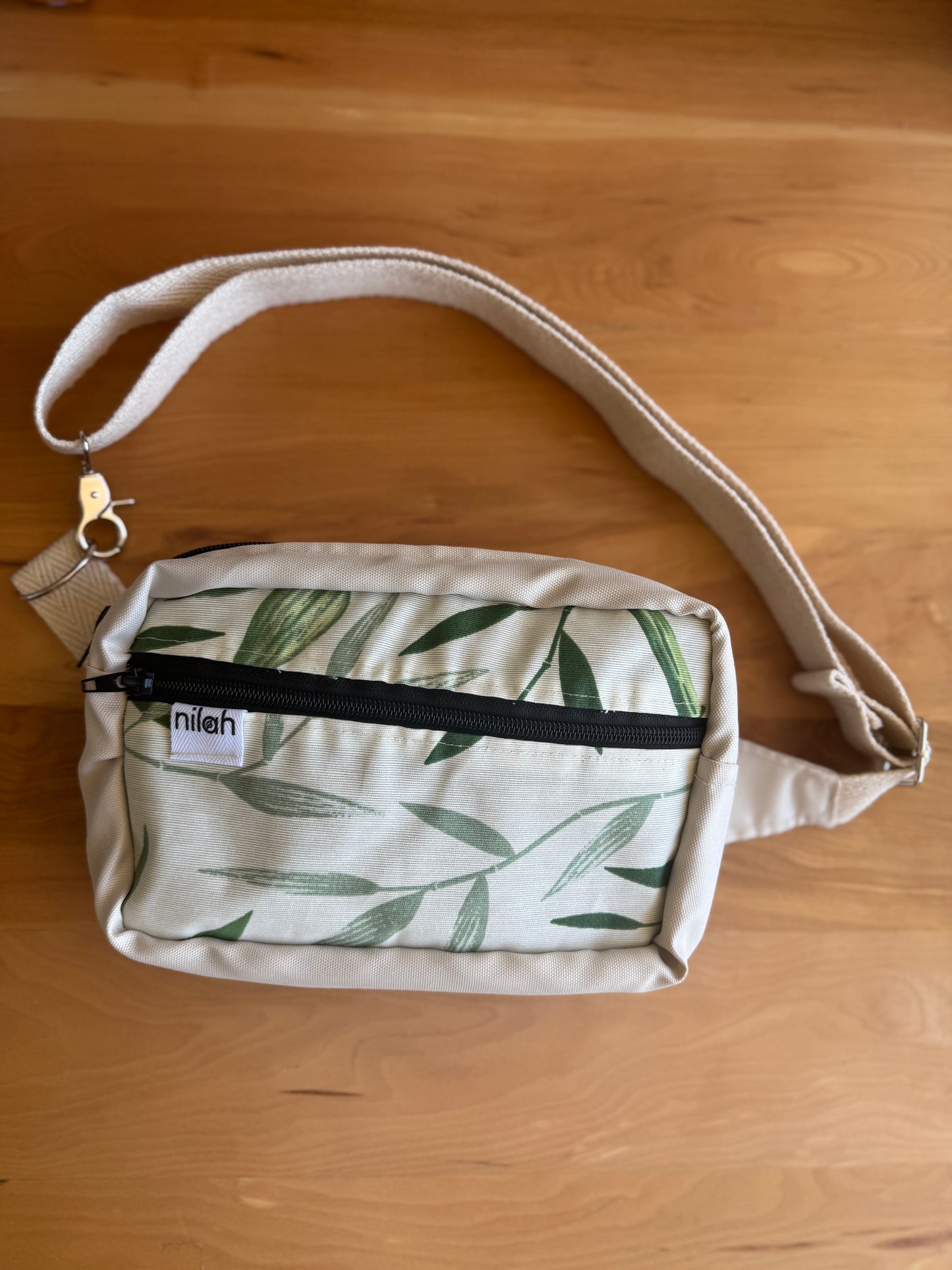Banano Eco leaves verde
