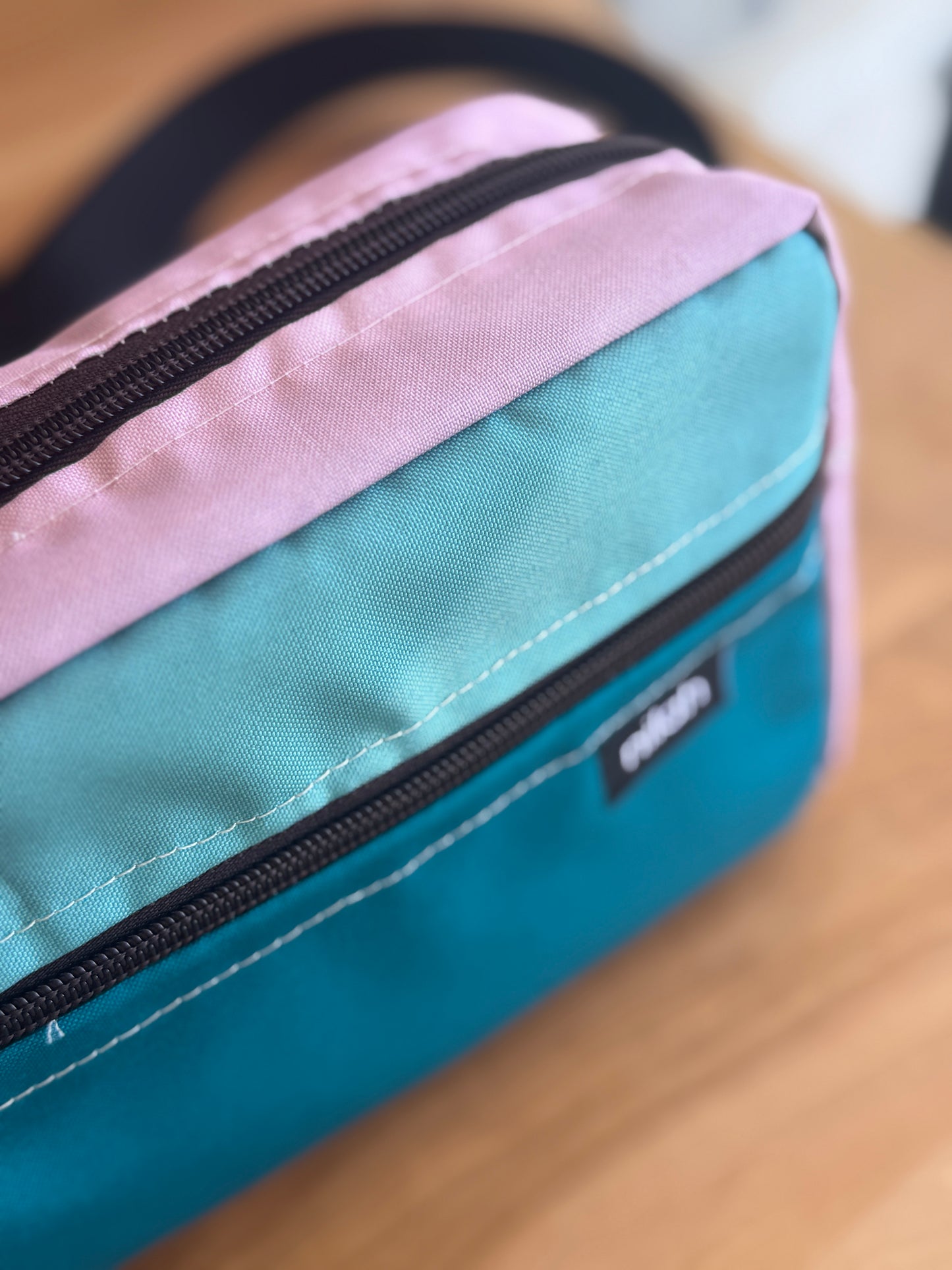 Banano Colorblock Eco Rosa/tuquesa