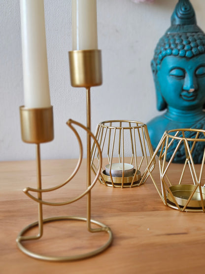 Candelabro dorado para dos velas