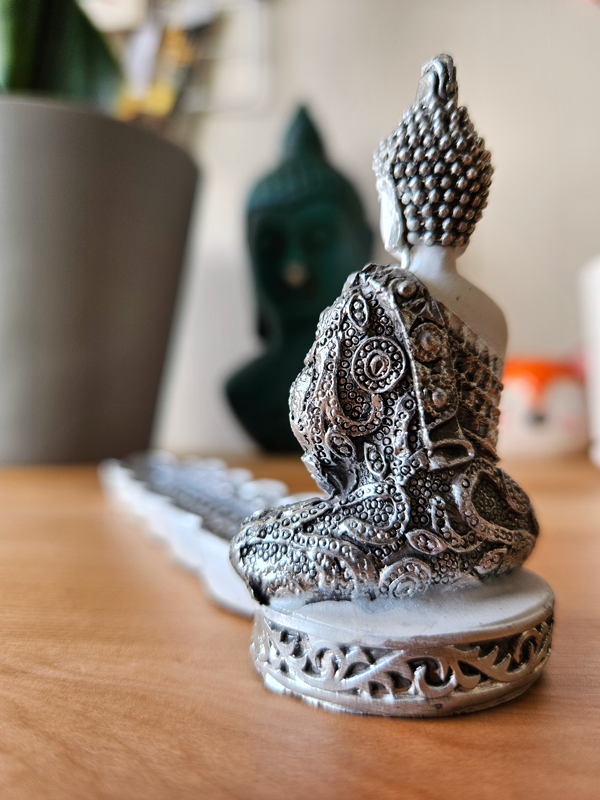 Porta incienso Buda blanco