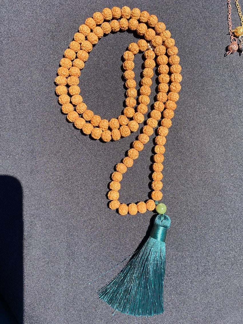 Japa Mala Rudraksha verde