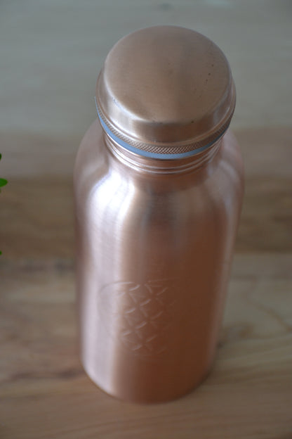 Botella de cobre