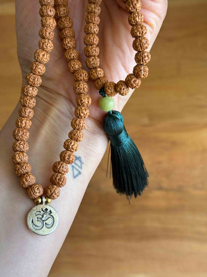 Japa Mala Rudraksha verde