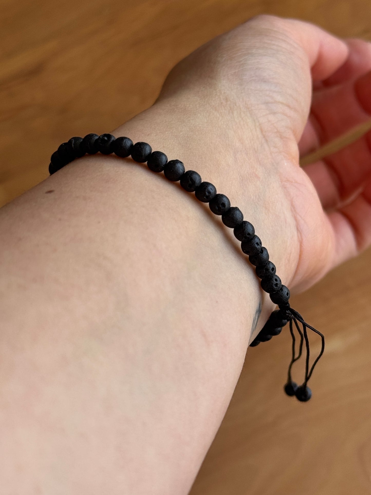 Pulsera de Piedra Lava