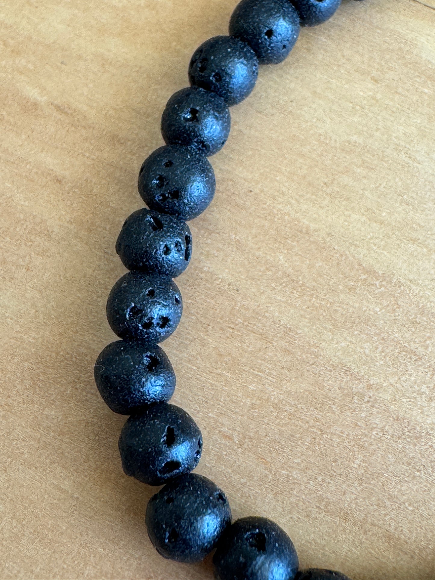 Pulsera de Piedra Lava