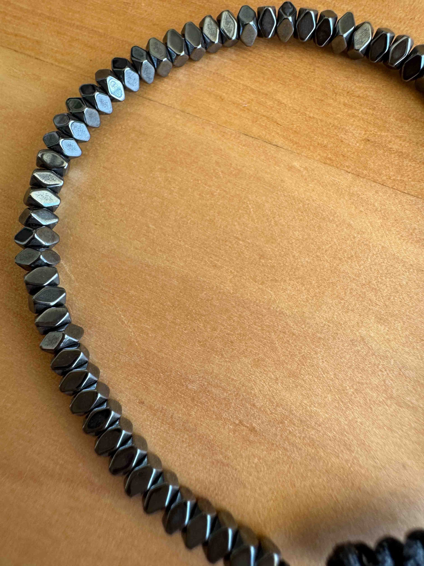 Pulsera de Hematita – Estilo Bohemio