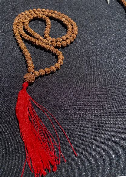 Japa Mala Rudraksha rojo